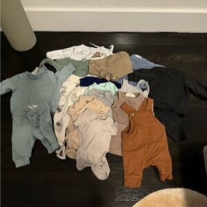 Newborn Clothes Bundle (15 outfits)